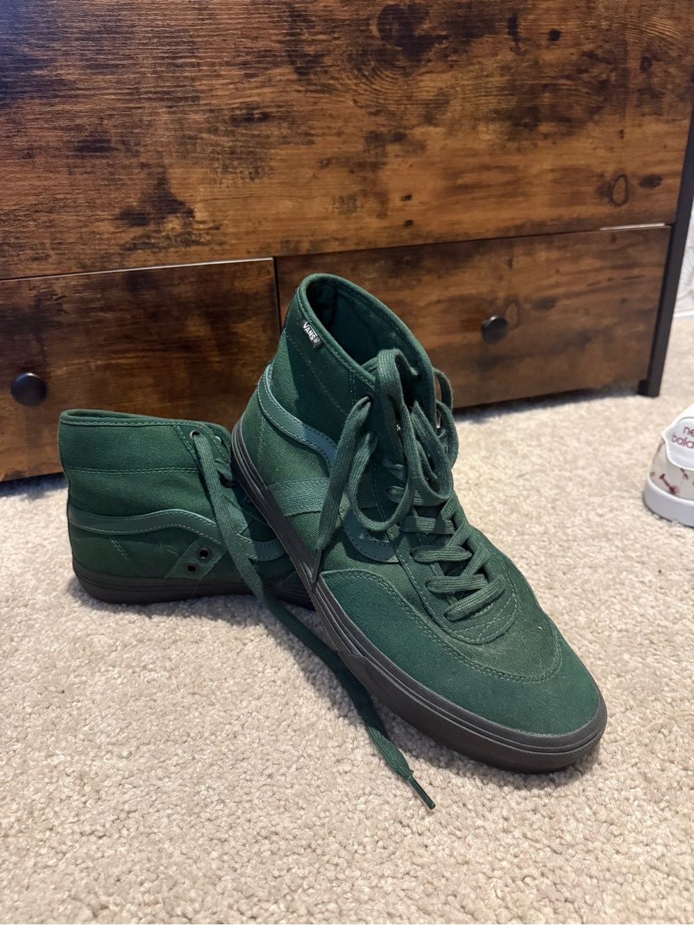 Vans Men’s Mid-Top Canvas Sneakers in Forest Green